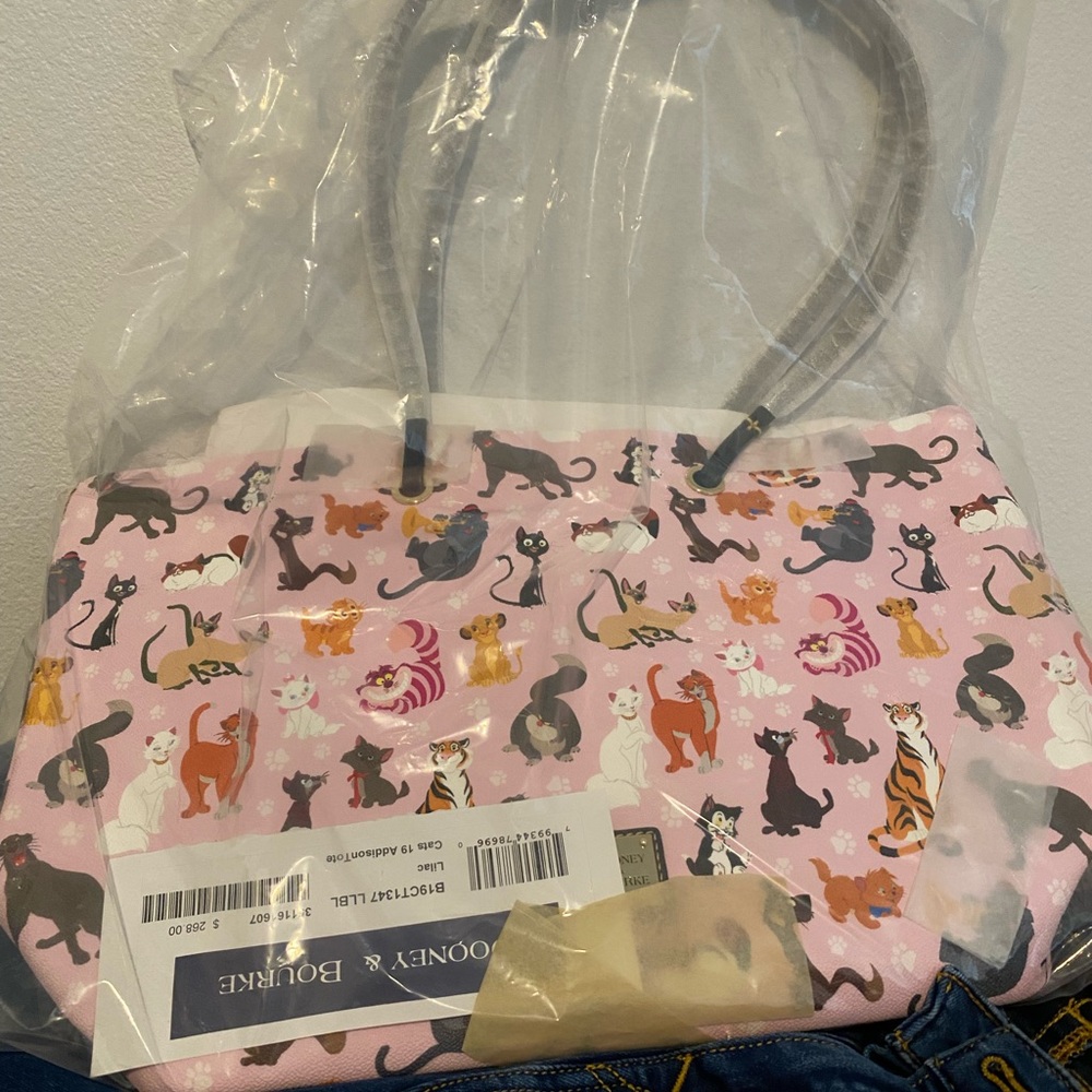 Disney Dooney Cats tote NWT